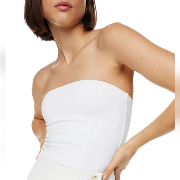 Babaton Tops - Aritzia | Babaton Contour Tube Top